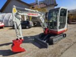 Takeuchi TB 125 avec 3 godets – Image 6