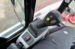 Caterpillar 302cr avec engcon et remorque – Image 5