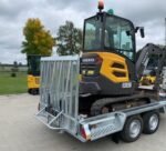 Volvo ECR25D avec 3 godets et Remorque – Image 15