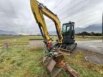 New holland E50B SR avec Accessoires – Image 22