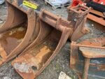 Volvo EC 27C avec 4 godets – Image 18