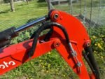 Kubota U10-3 avec remorque et 3 godets – Image 42